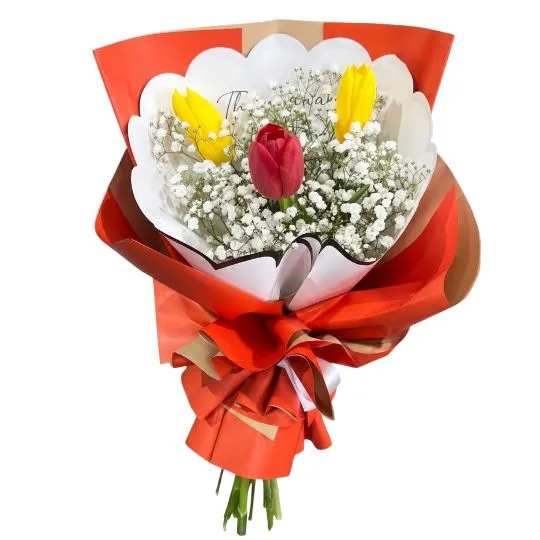 Ramo de 3 tulipanes con papel coreano 